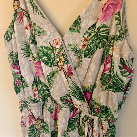 One Clothing Floral Romper - Picture 3 of 5